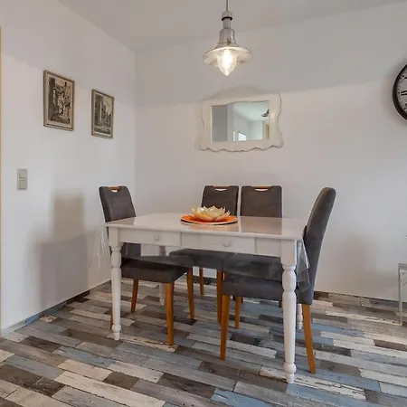 Apartamento Ground Floor In With Large Terrace *